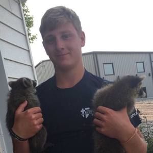 Meet your Posher, Thomas